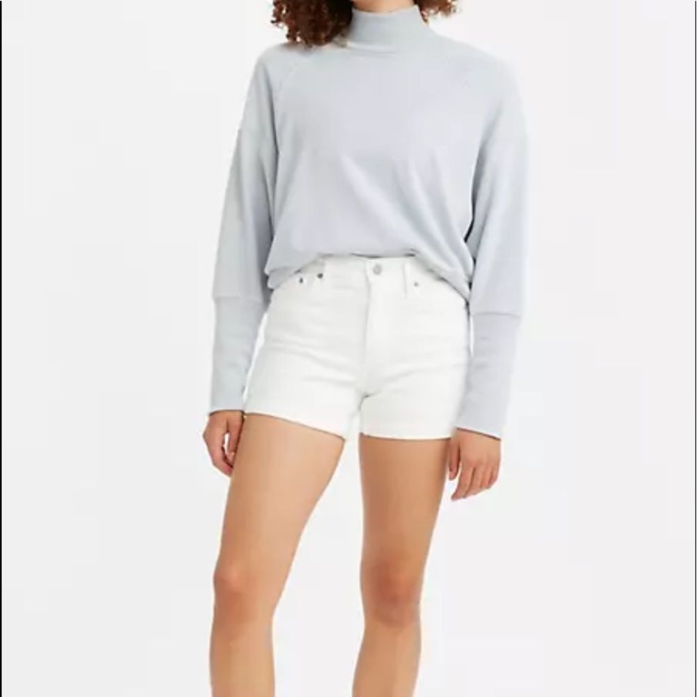 Levi's Nouveau tretch White Jean Shorts Size 8